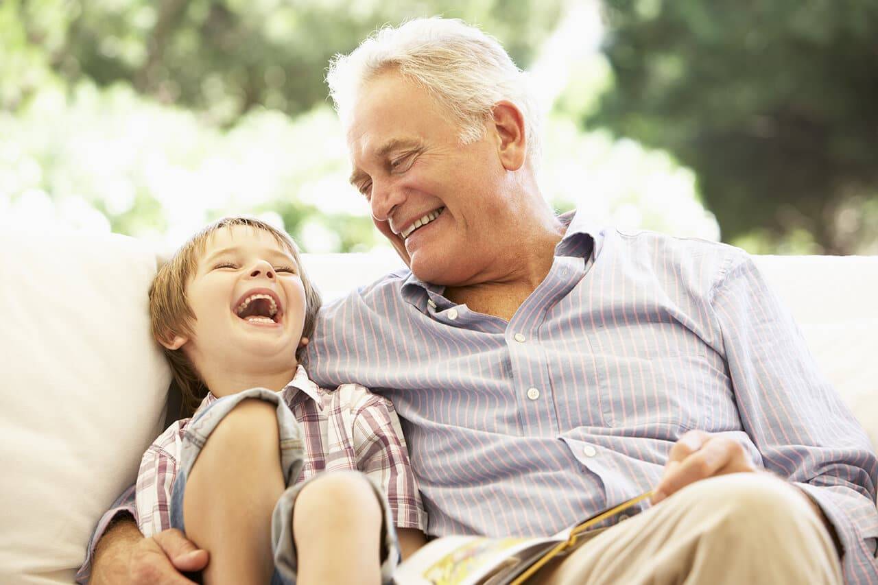 ¿Puedo ponerme implantes dentales a partir de los 65 años?