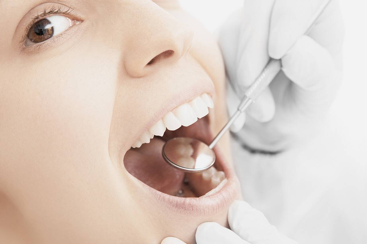 rechazo de implantes dentales