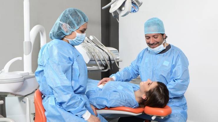 Resuelve todas tus dudas sobre los implantes dentales
